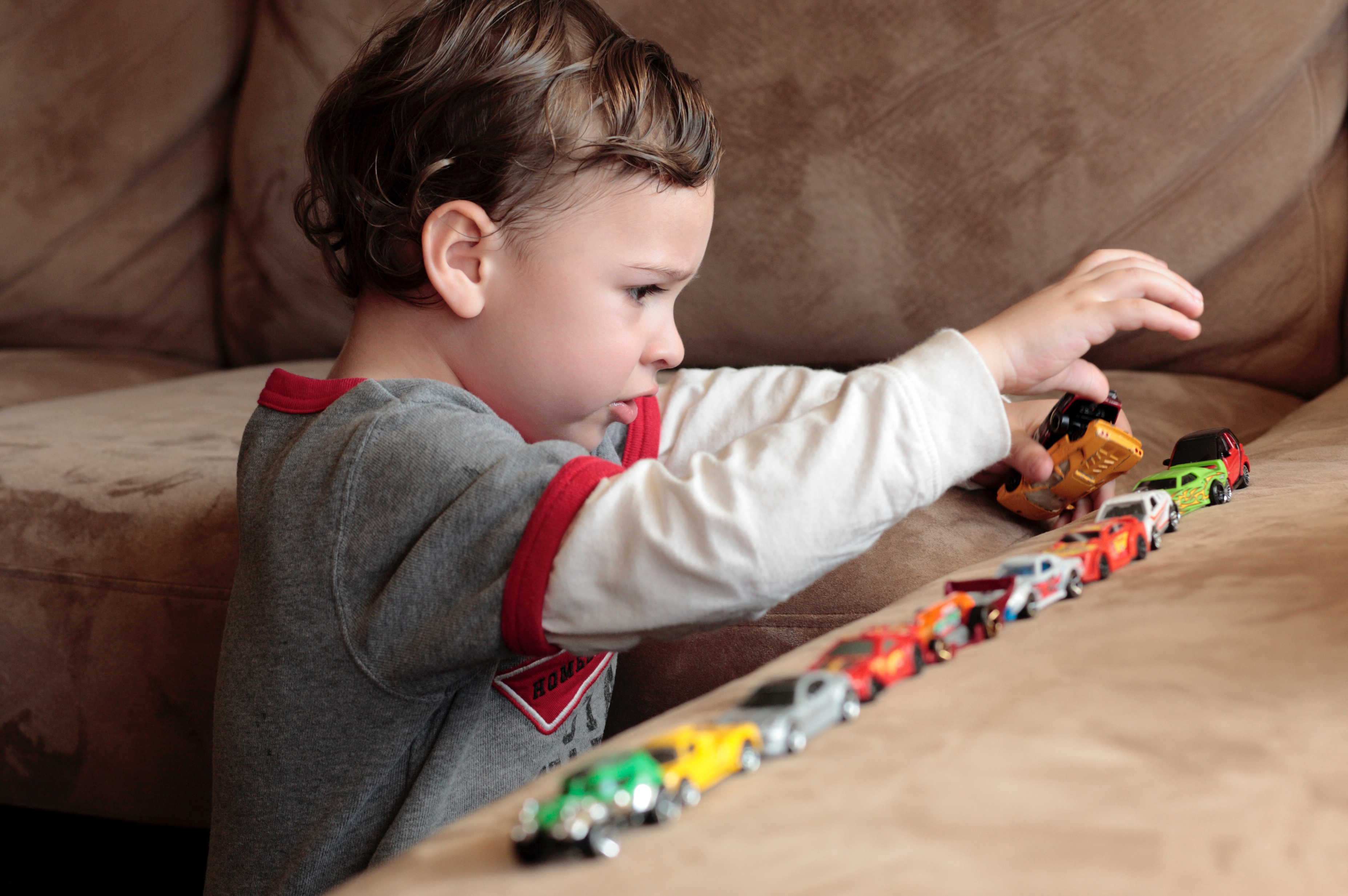 Autistischen Kindern Brücken bauen
