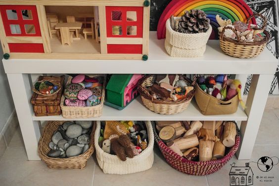 How shelves promote language development